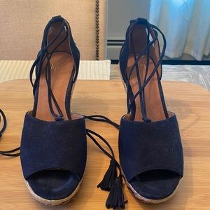 CAbi. Wedge wrap around sandal